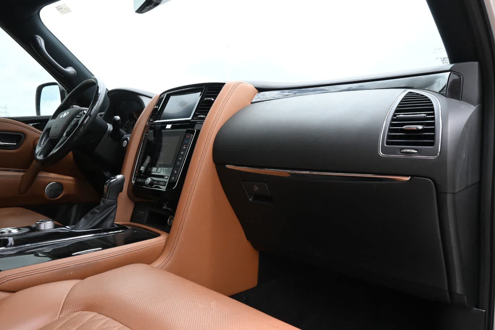 Thumbnail: 2021 INFINITI QX80 - 23