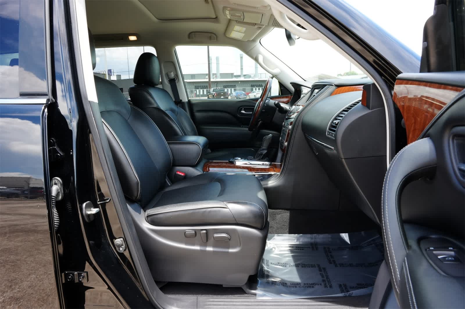 Thumbnail: 2019 INFINITI QX80 - 23