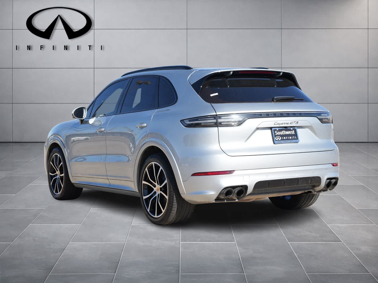 Thumbnail: 2021 Porsche Cayenne - 5