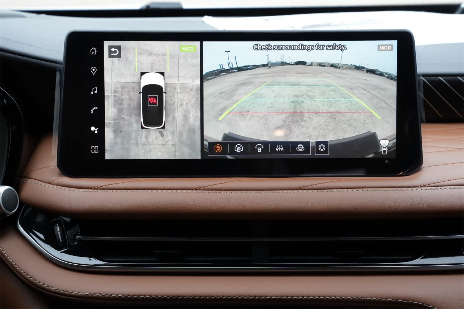 Thumbnail: 2026 INFINITI QX60 - 13