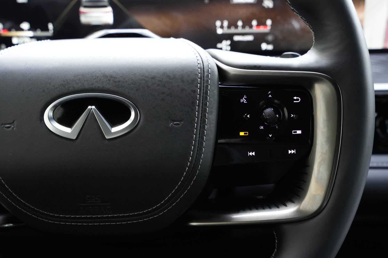 Thumbnail: 2026 INFINITI QX80 - 14