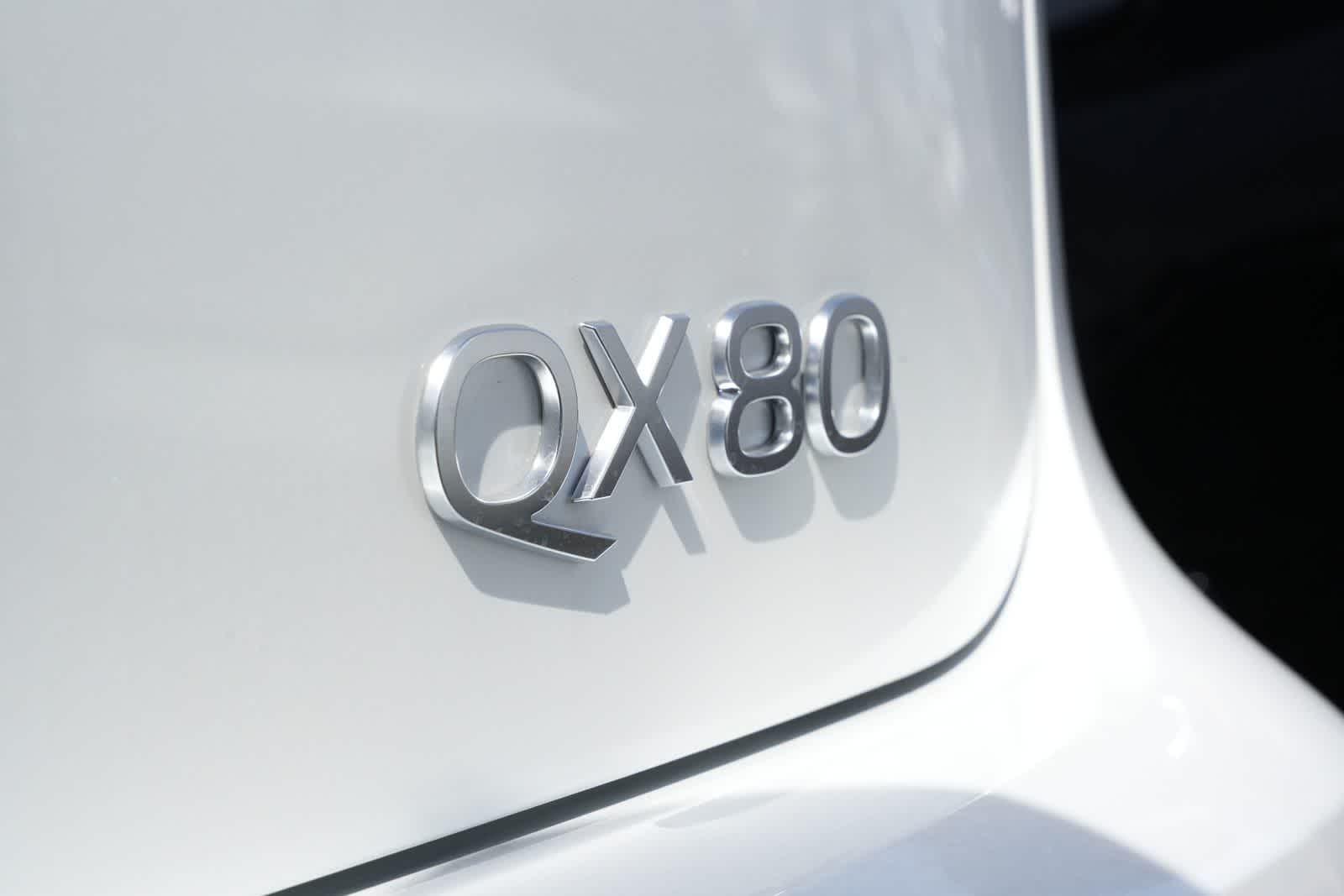 Thumbnail: 2026 INFINITI QX80 - 20