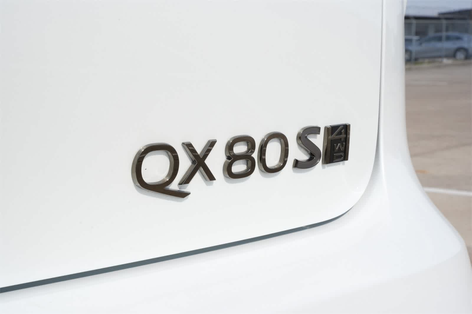 Thumbnail: 2026 INFINITI QX80 - 20