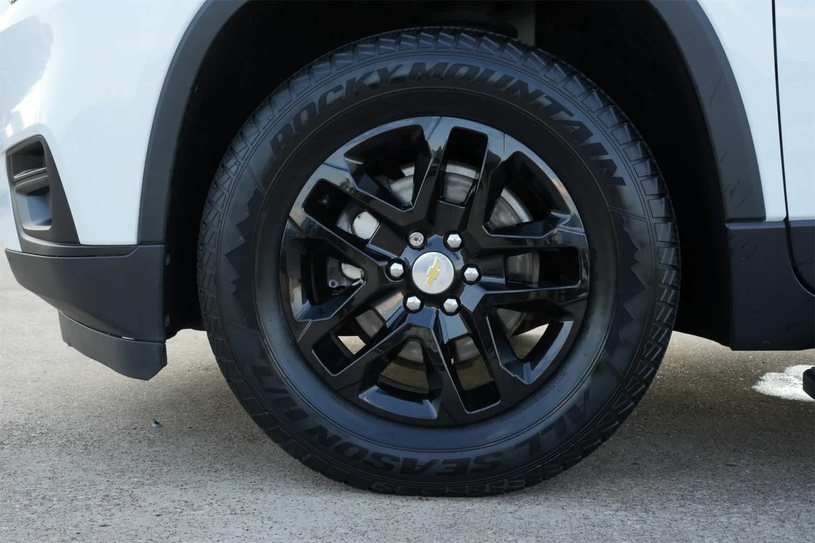 Thumbnail: 2020 Chevrolet Traverse - 26