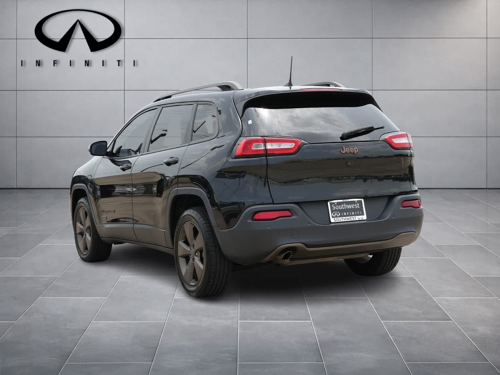 Thumbnail: 2016 Jeep Cherokee - 5