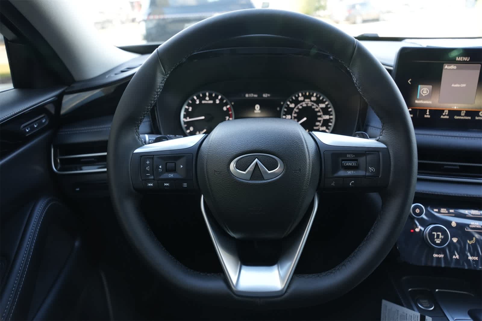 Thumbnail: 2025 INFINITI QX60 - 10