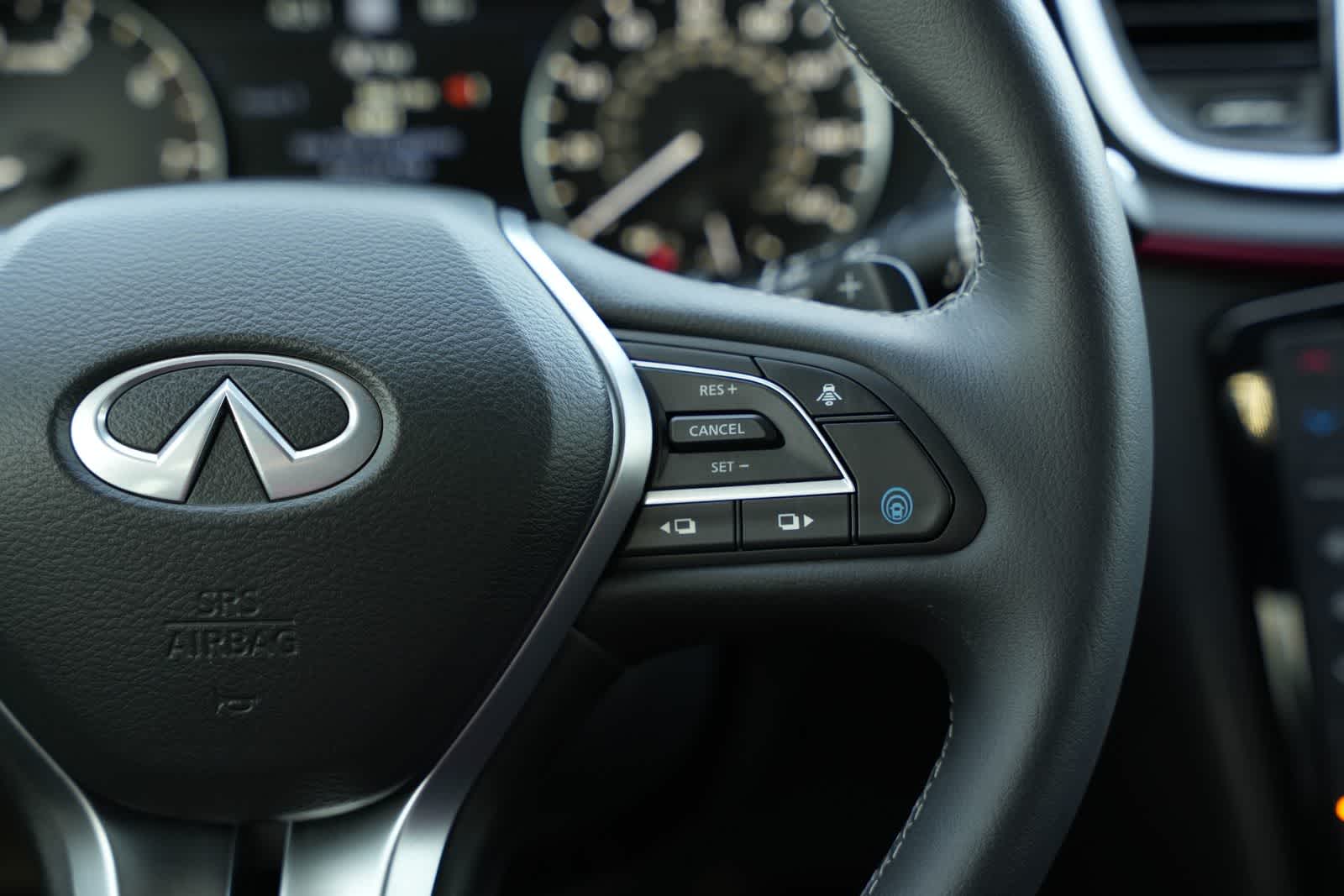 Thumbnail: 2025 INFINITI QX50 - 11