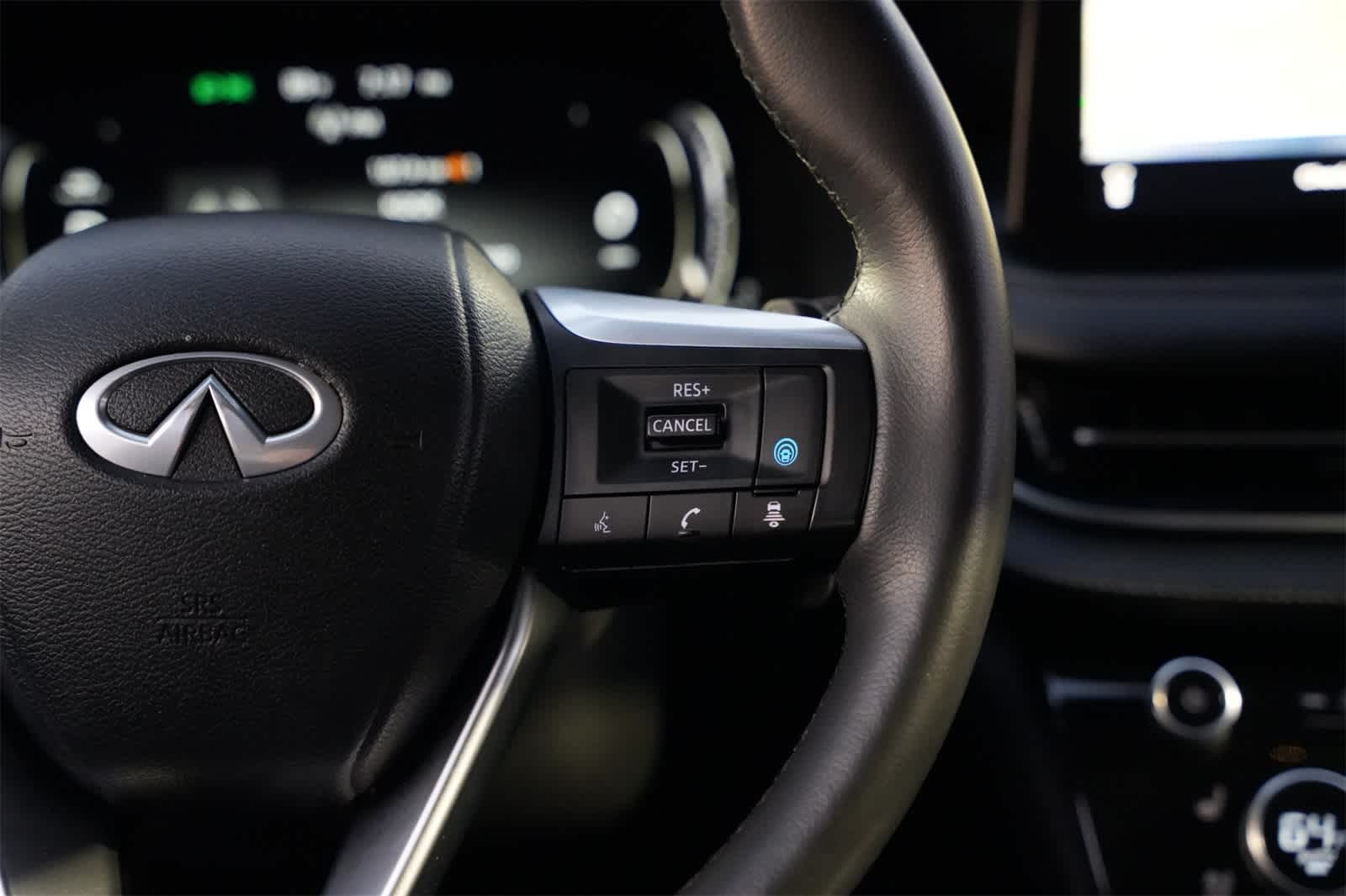 Thumbnail: 2023 INFINITI QX60 - 11