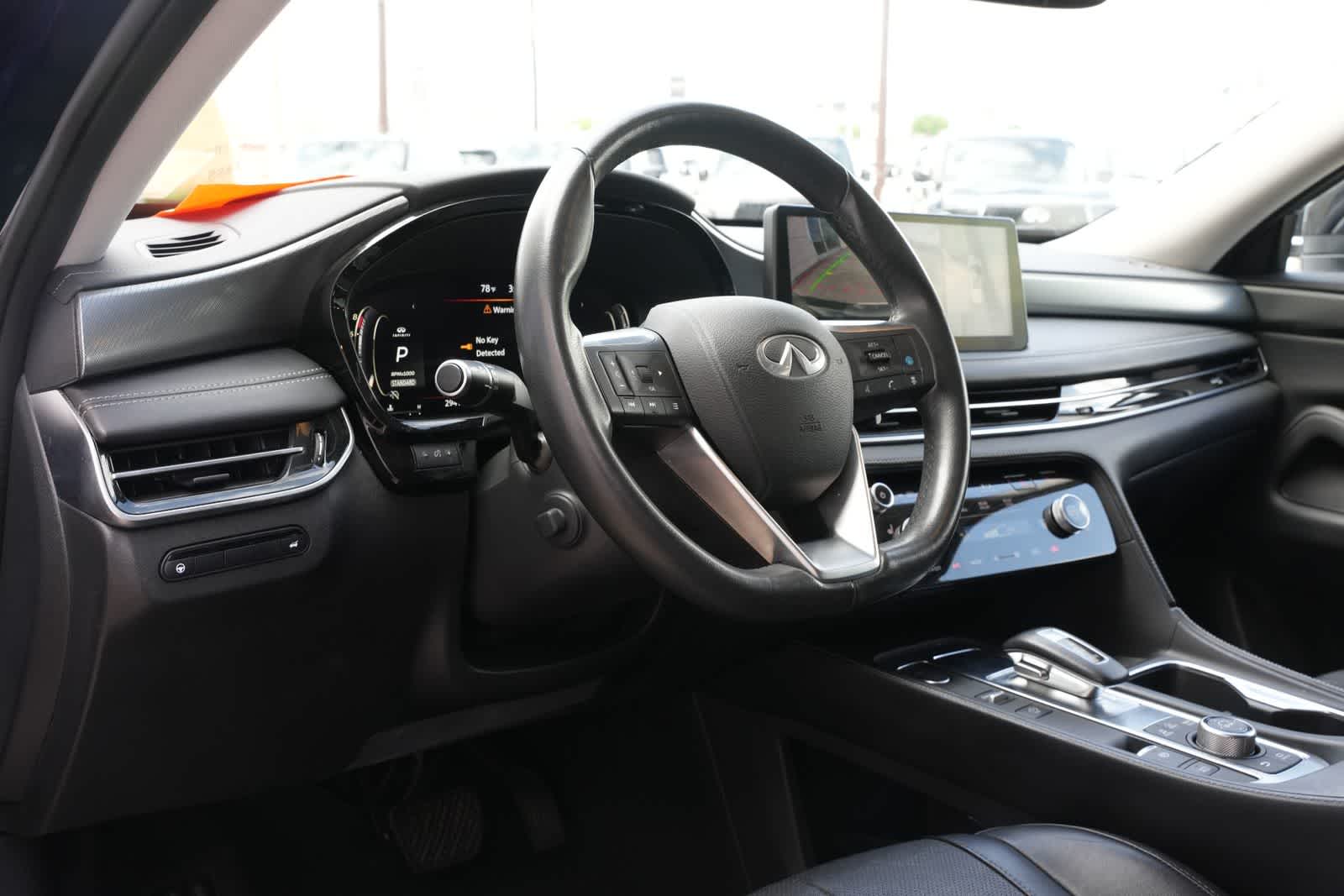 Thumbnail: 2022 INFINITI QX60 - 16