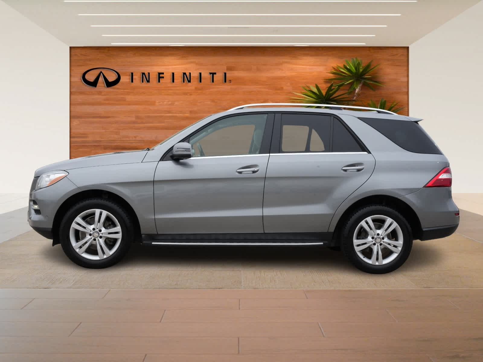 Thumbnail: 2015 Mercedes-Benz M-Class - 4