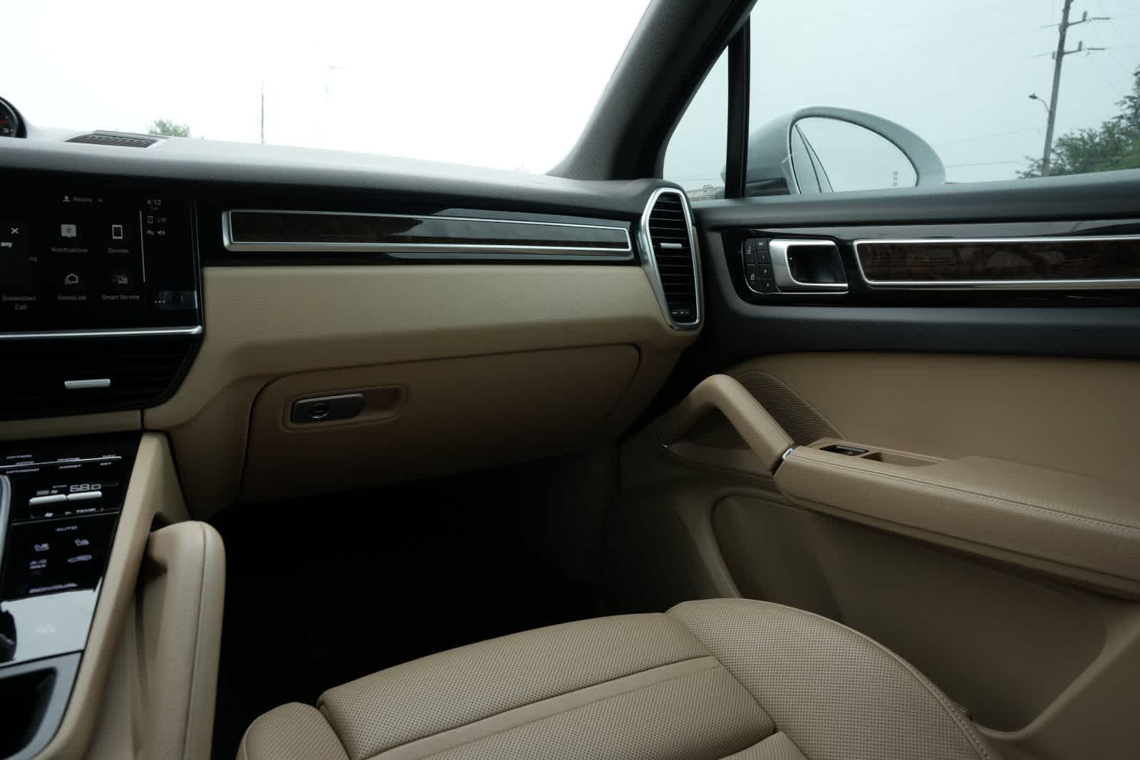 Thumbnail: 2023 Porsche Cayenne - 7