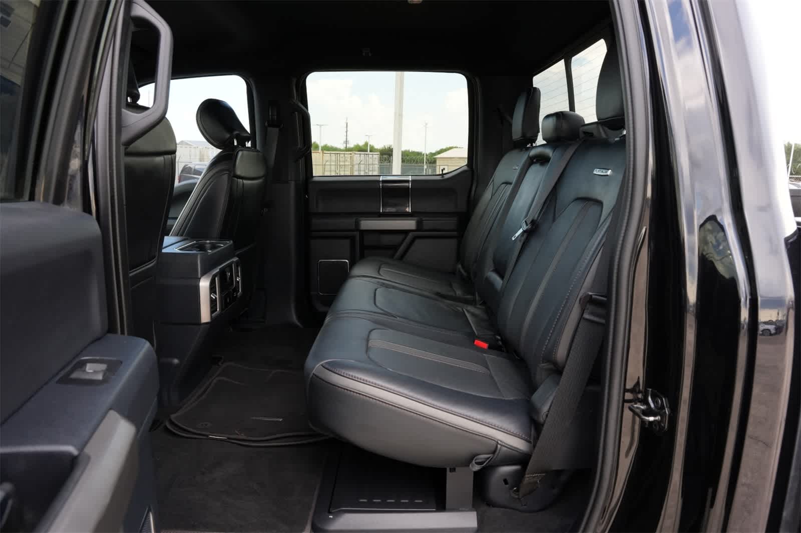 Thumbnail: 2022 Ford F-250 - 19