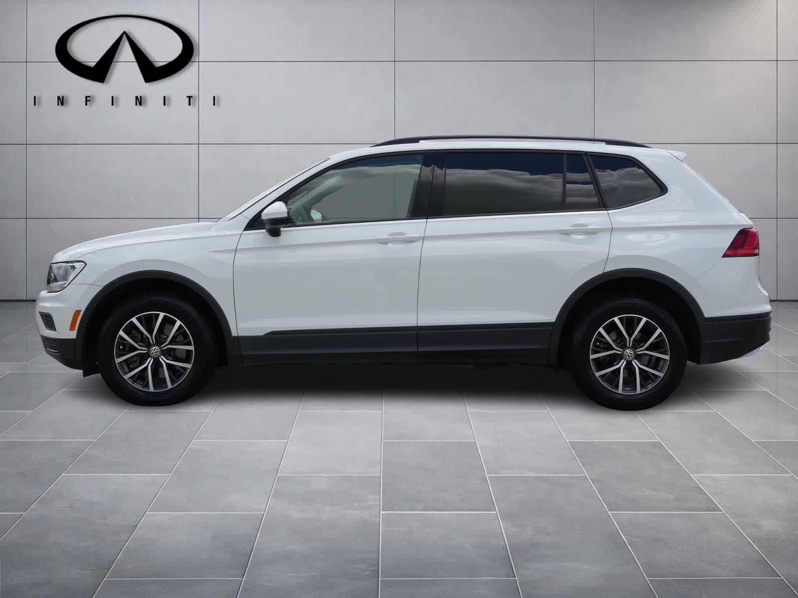 Thumbnail: 2021 Volkswagen Tiguan - 4