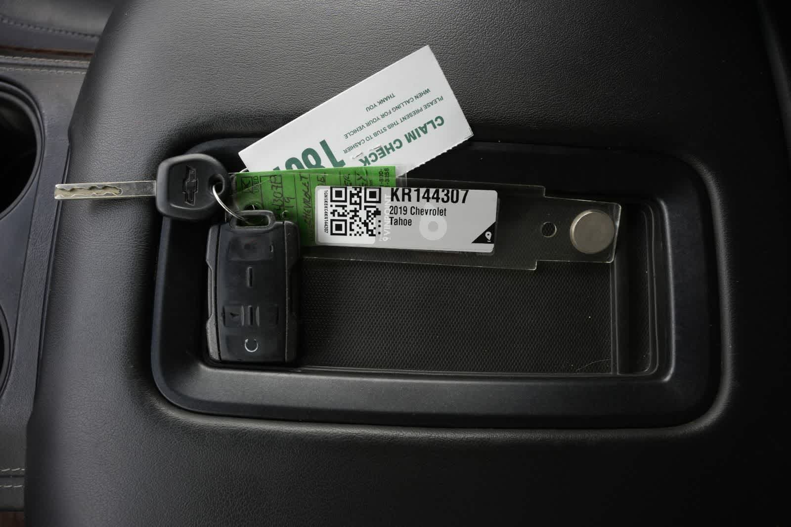 Thumbnail: 2019 Chevrolet Tahoe - 25