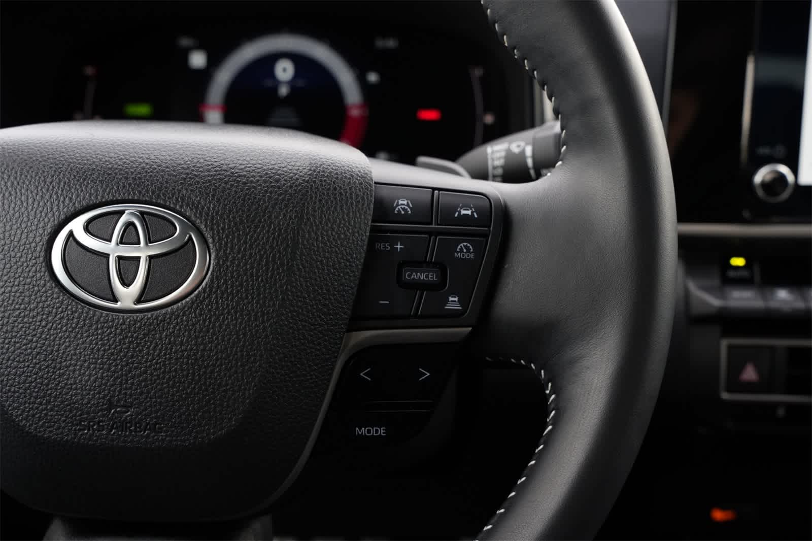 Thumbnail: 2025 Toyota Camry - 11