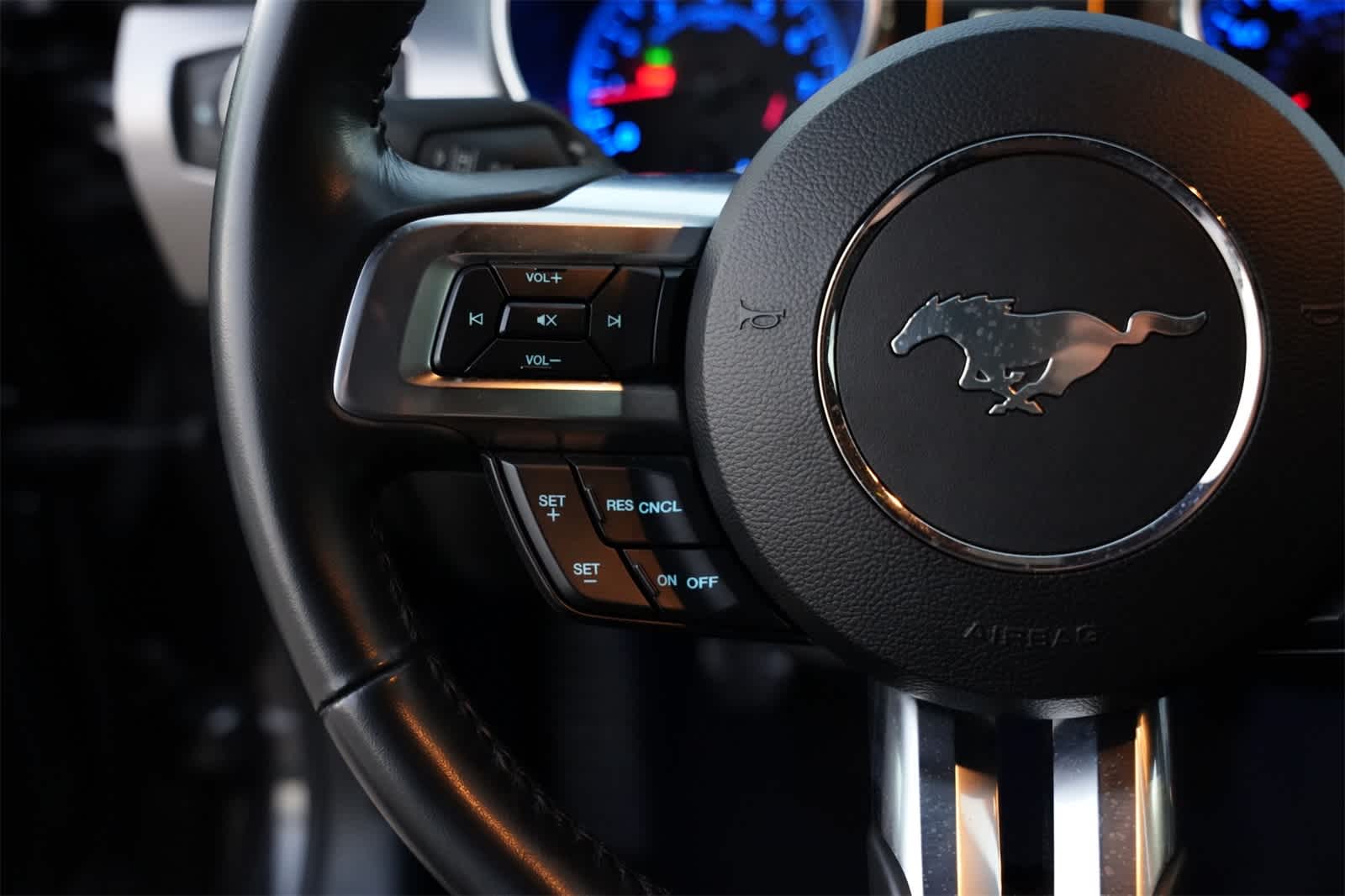 Thumbnail: 2022 Ford Mustang - 8