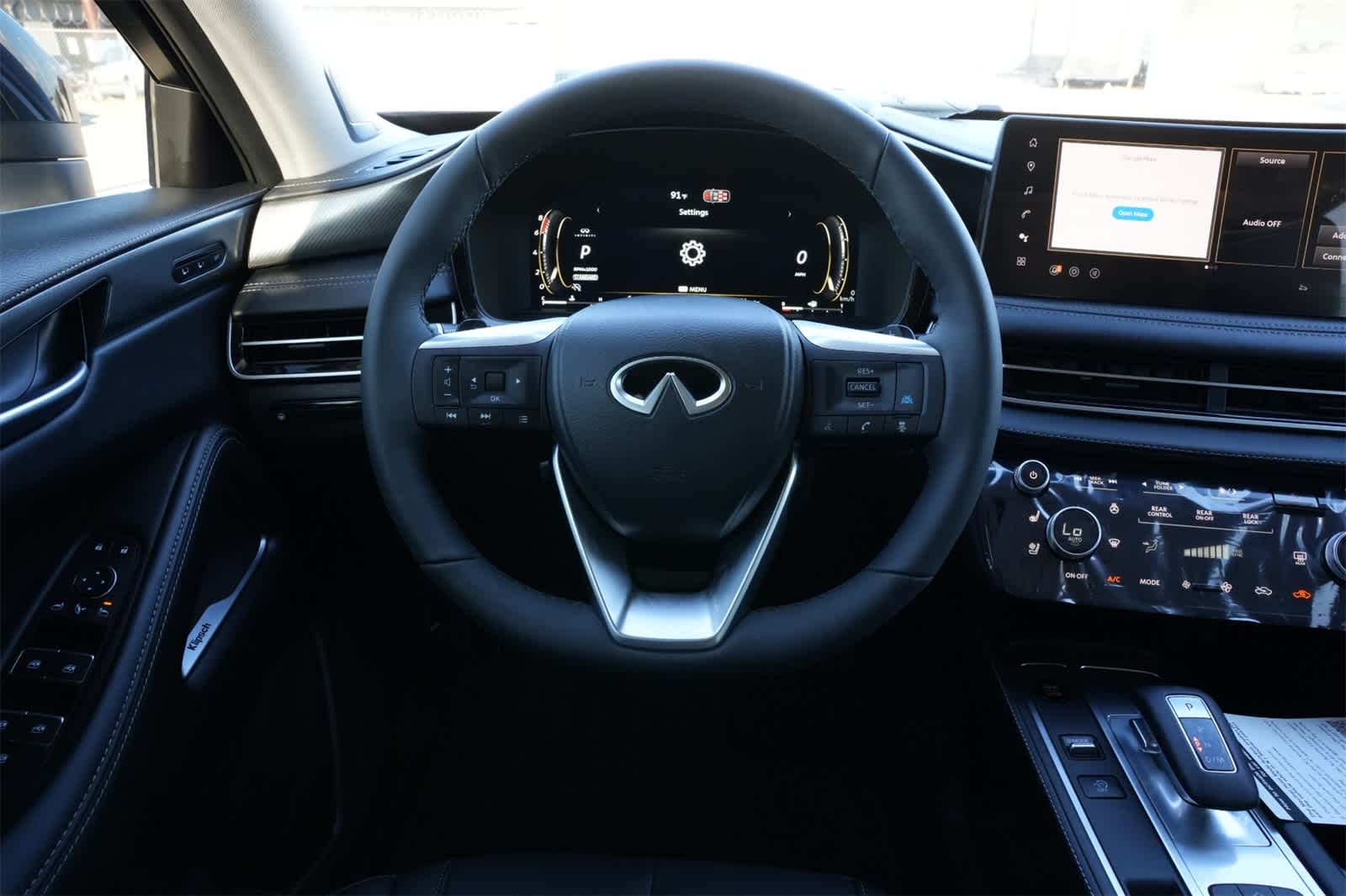 Thumbnail: 2026 INFINITI QX60 - 9