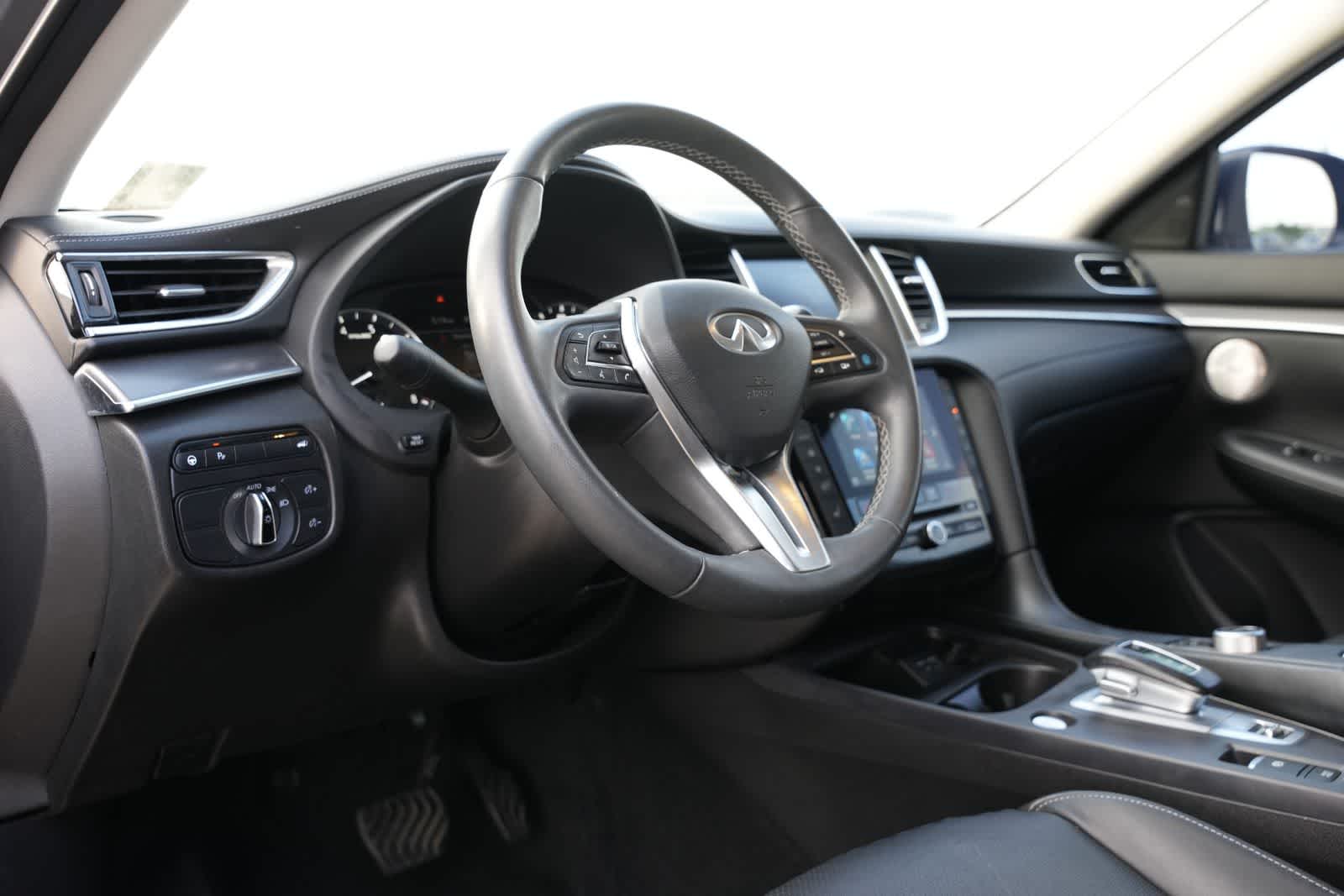 Thumbnail: 2023 INFINITI QX50 - 15