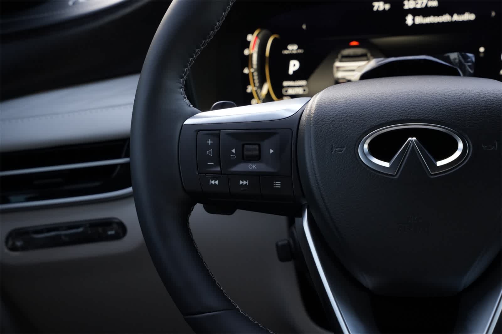 Thumbnail: 2026 INFINITI QX60 - 10