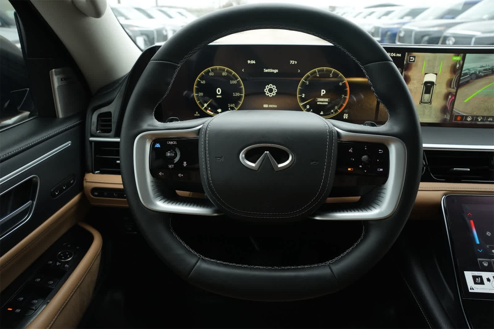 Thumbnail: 2025 INFINITI QX80 - 9