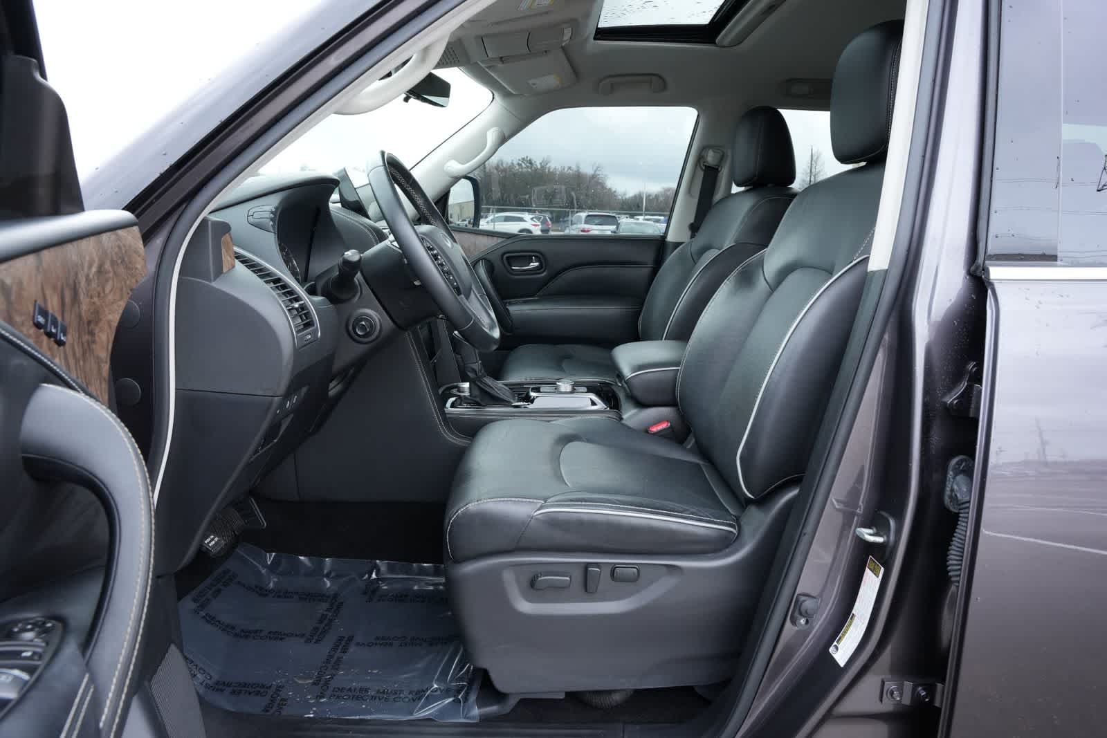 Thumbnail: 2023 INFINITI QX80 - 17