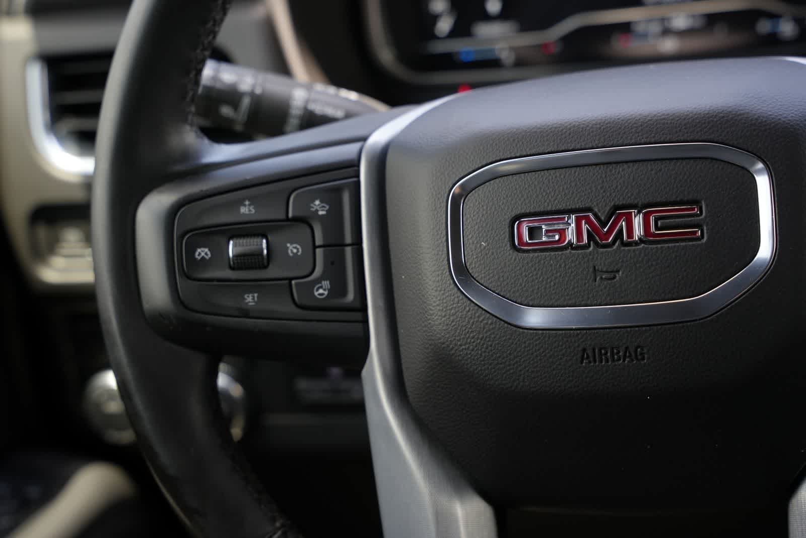 Thumbnail: 2023 GMC Yukon - 10