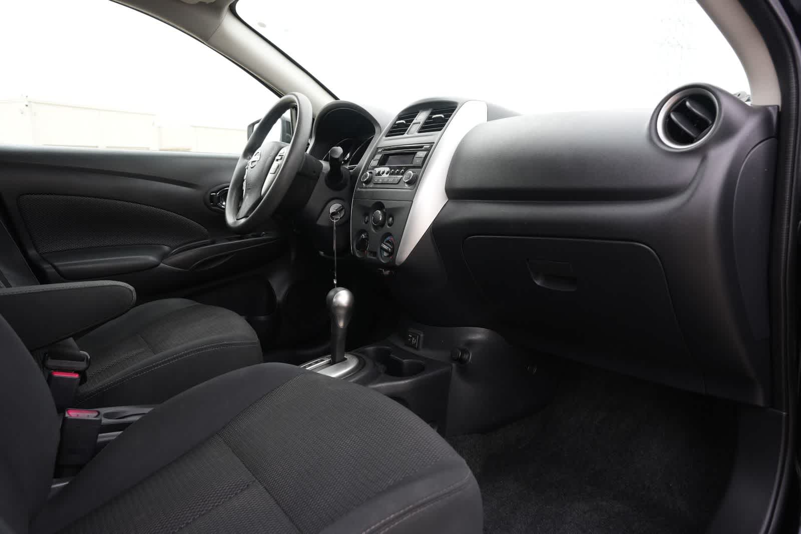 Thumbnail: 2018 Nissan Versa - 16