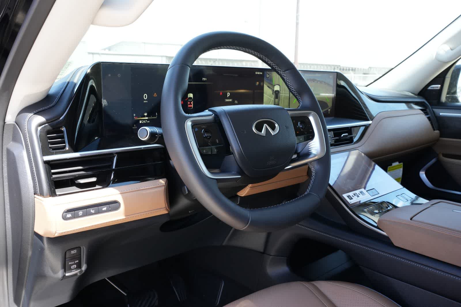 Thumbnail: 2026 INFINITI QX80 - 16