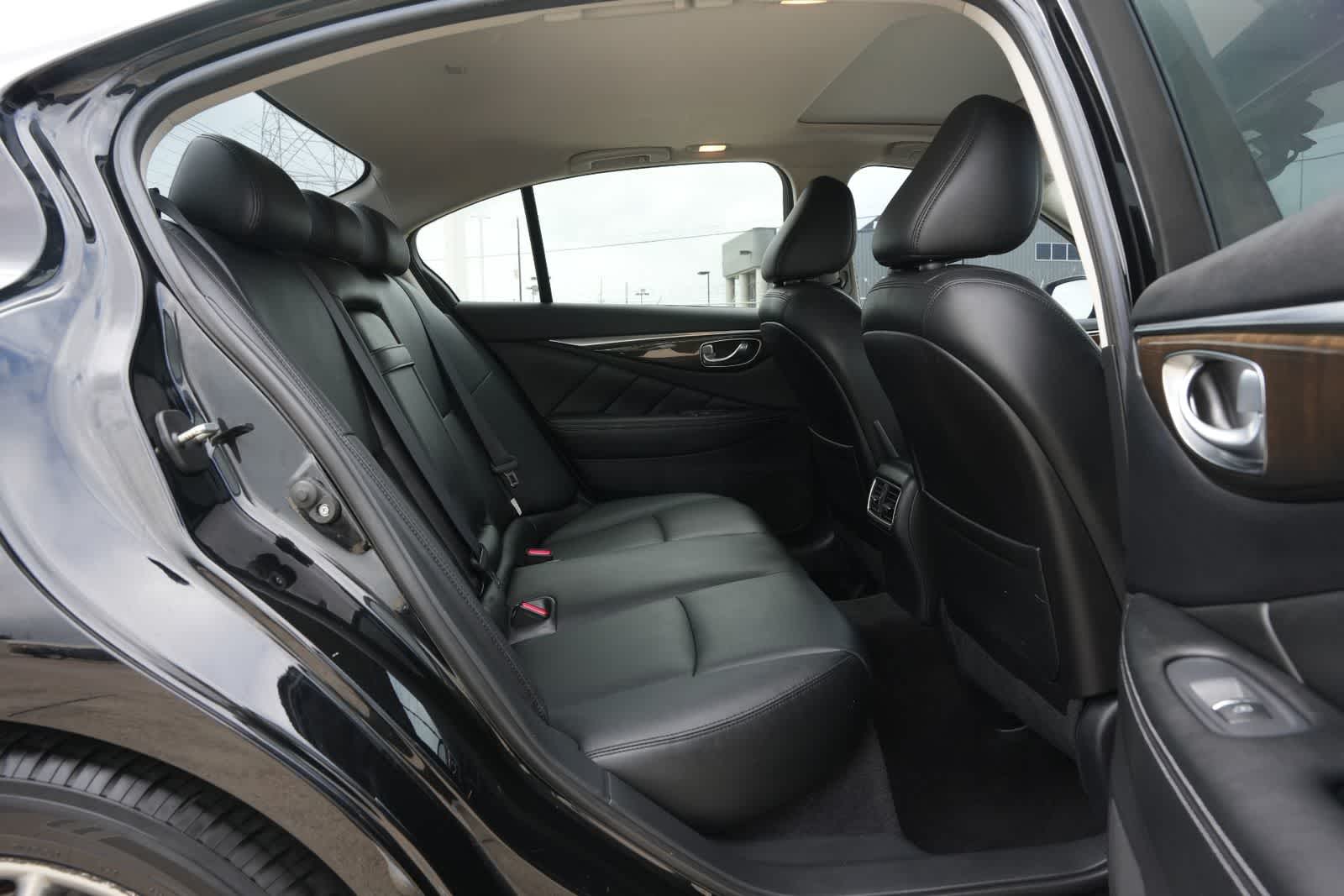 Thumbnail: 2019 INFINITI Q50 - 19