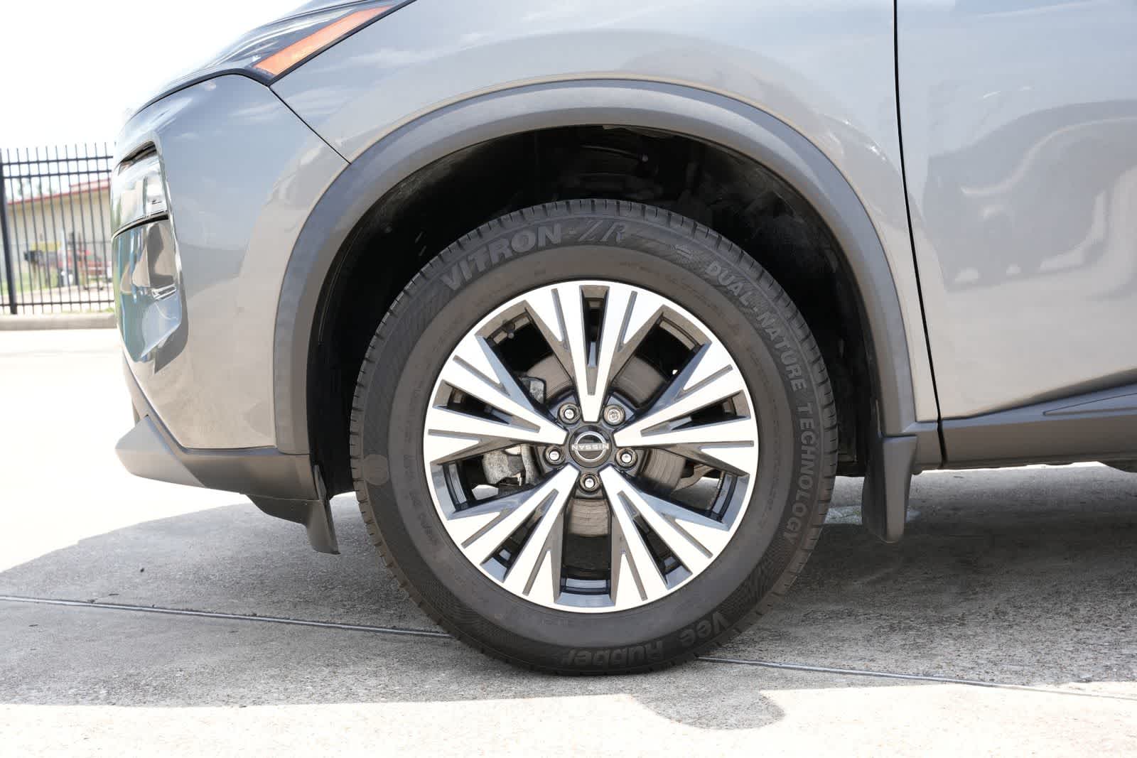 Thumbnail: 2023 Nissan Rogue - 23