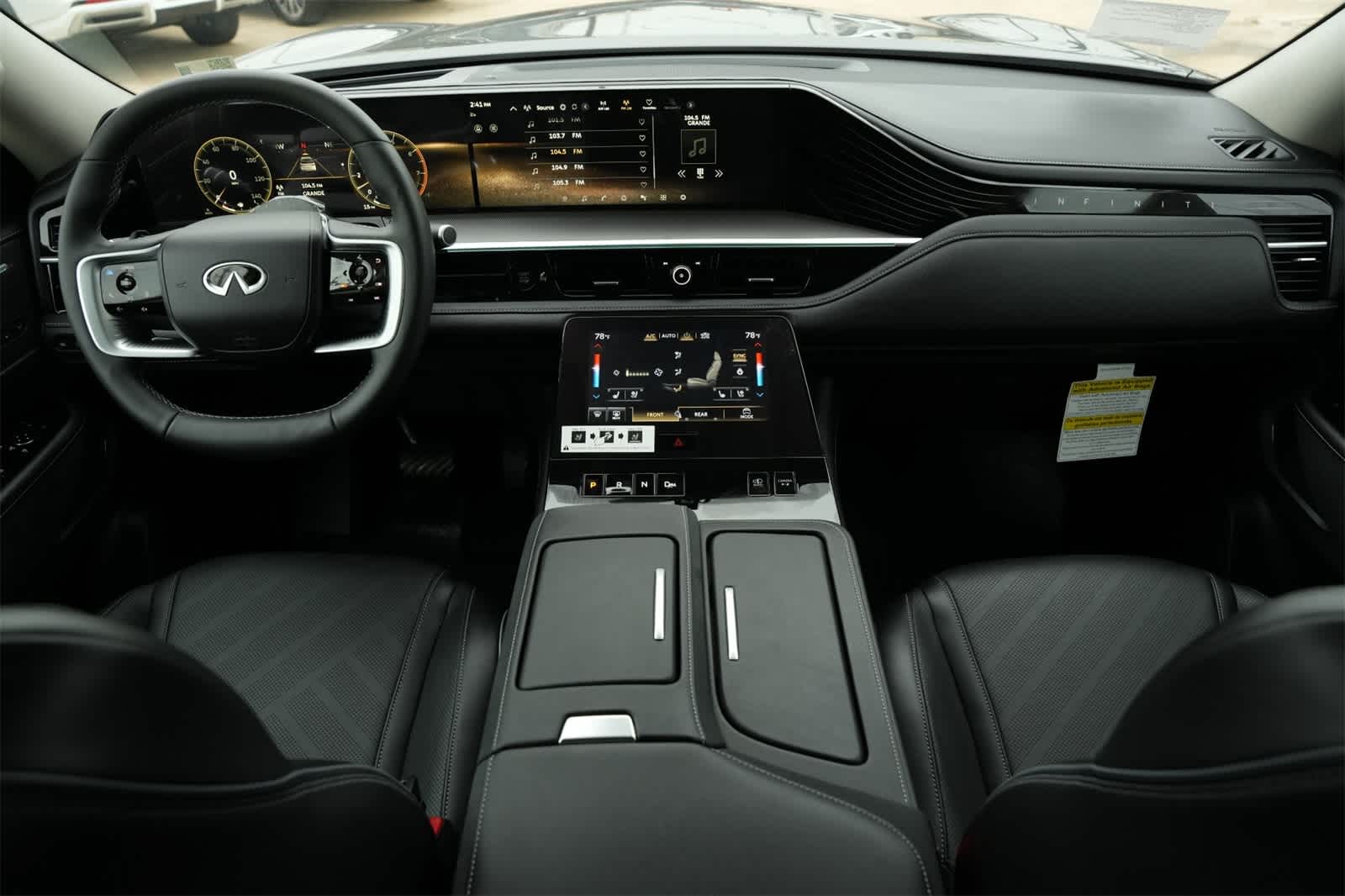 Thumbnail: 2025 INFINITI QX80 - 7