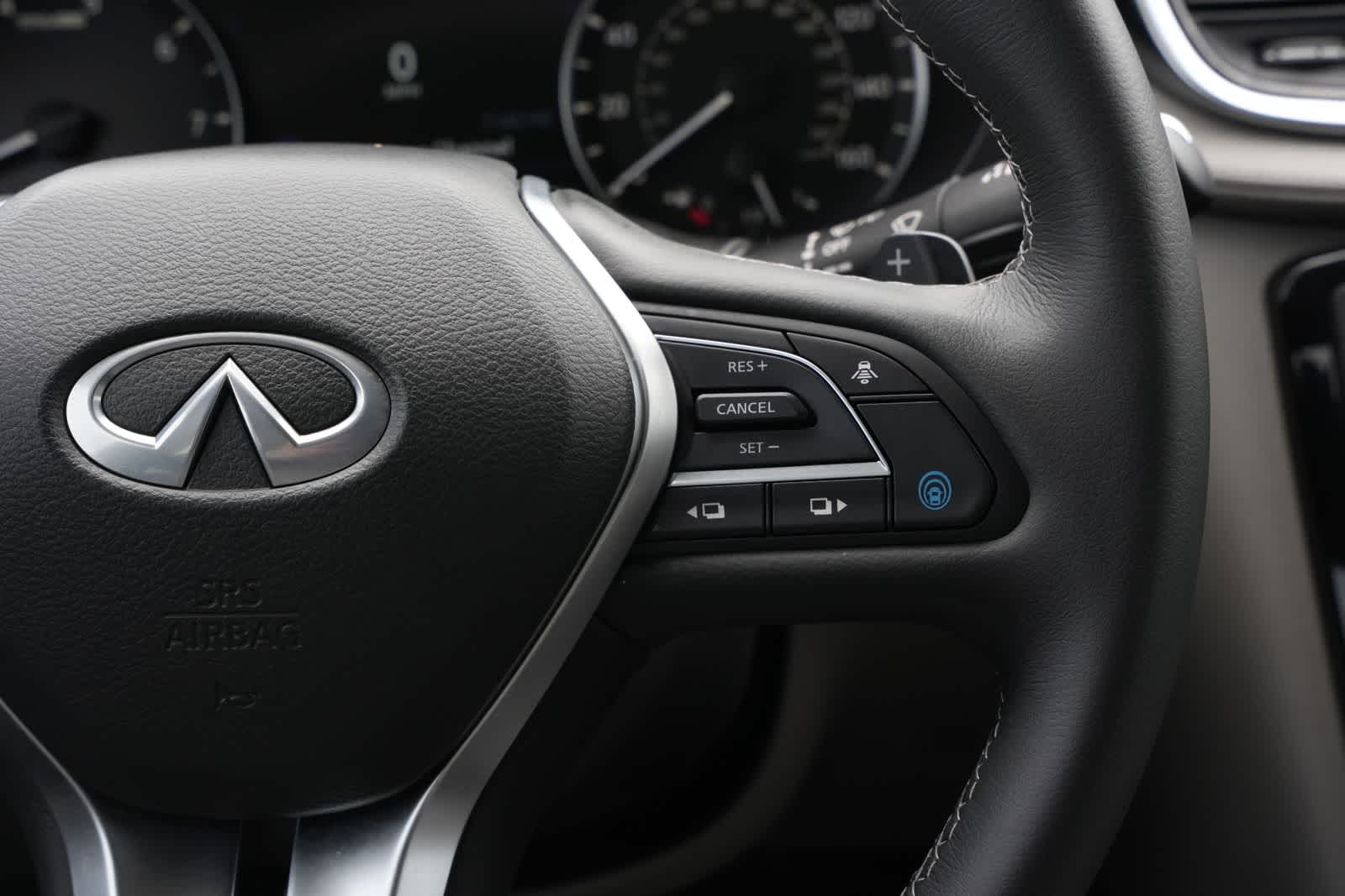 Thumbnail: 2025 INFINITI QX50 - 11