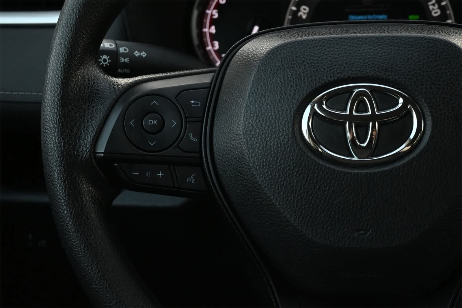 Thumbnail: 2024 Toyota RAV4 - 10