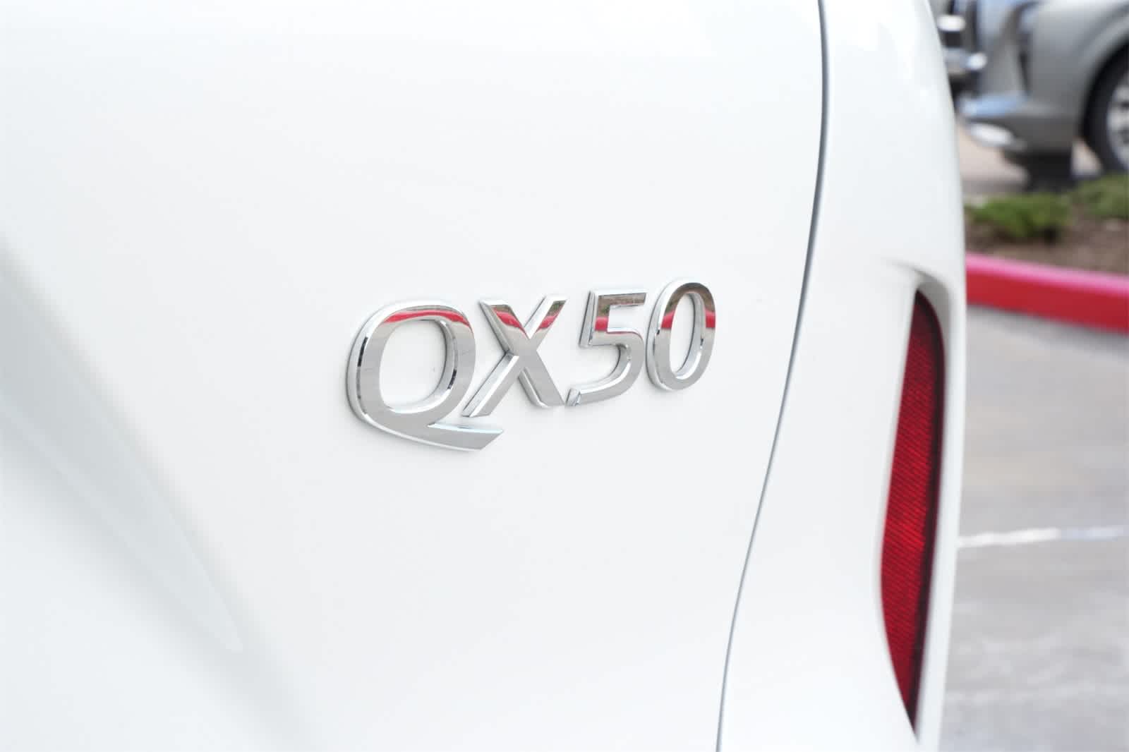 Thumbnail: 2023 INFINITI QX50 - 19