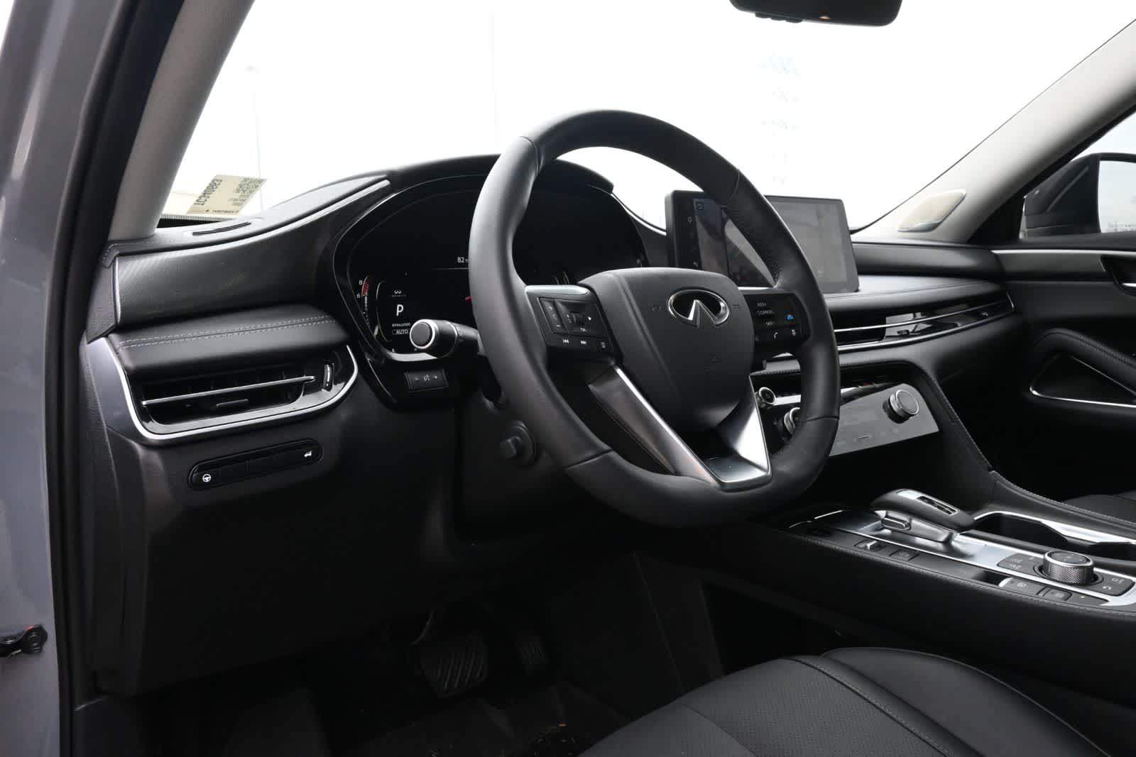 Thumbnail: 2026 INFINITI QX60 - 16