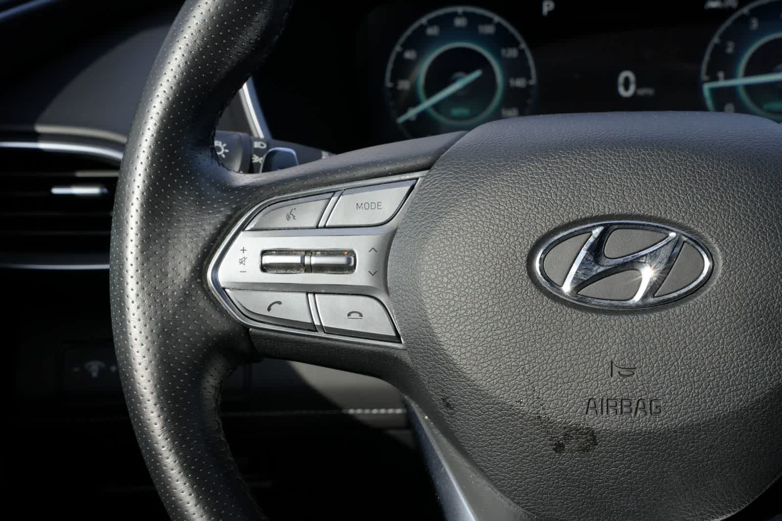 Thumbnail: 2022 Hyundai Santa Fe - 10