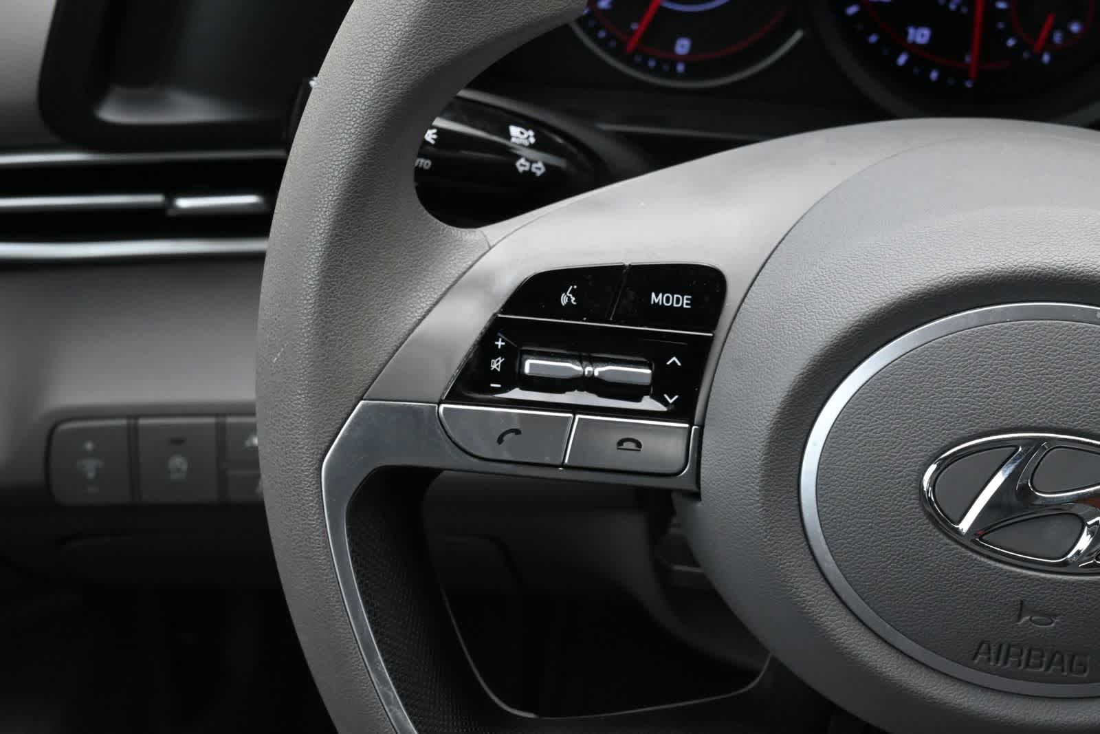 Thumbnail: 2021 Hyundai Elantra - 10