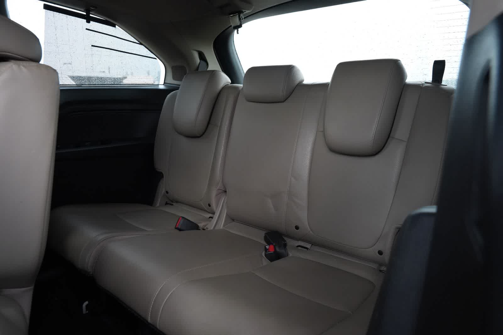 Thumbnail: 2018 Honda Odyssey - 20