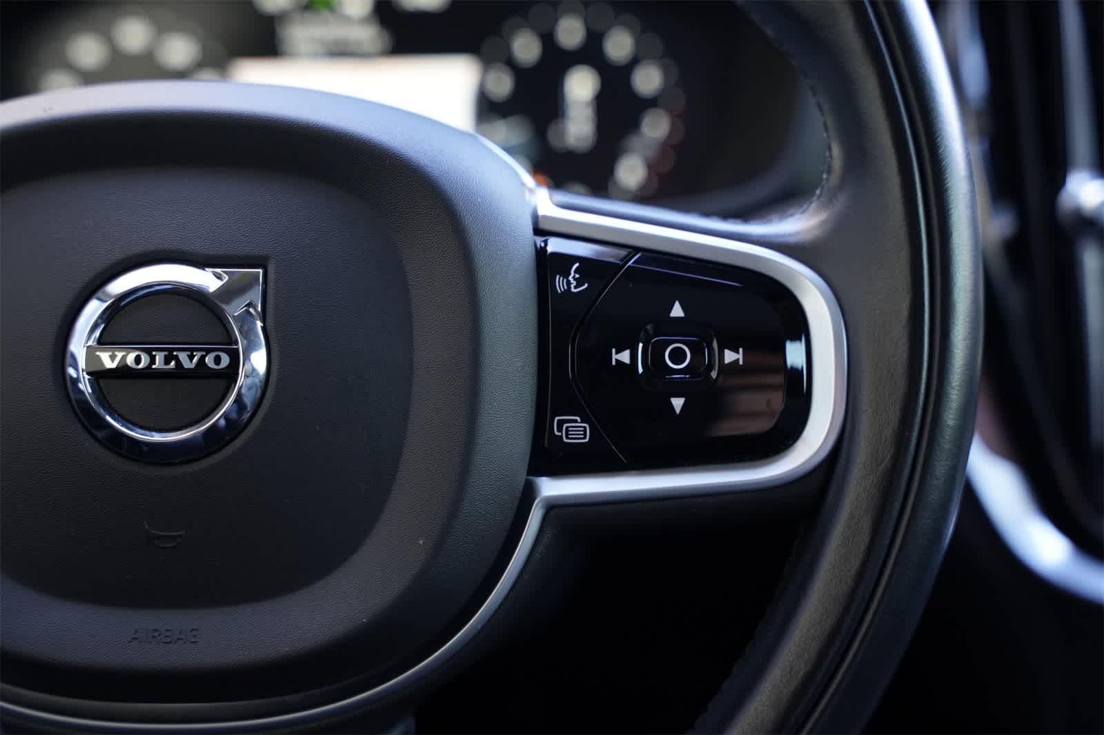 Thumbnail: 2021 Volvo S60 - 11