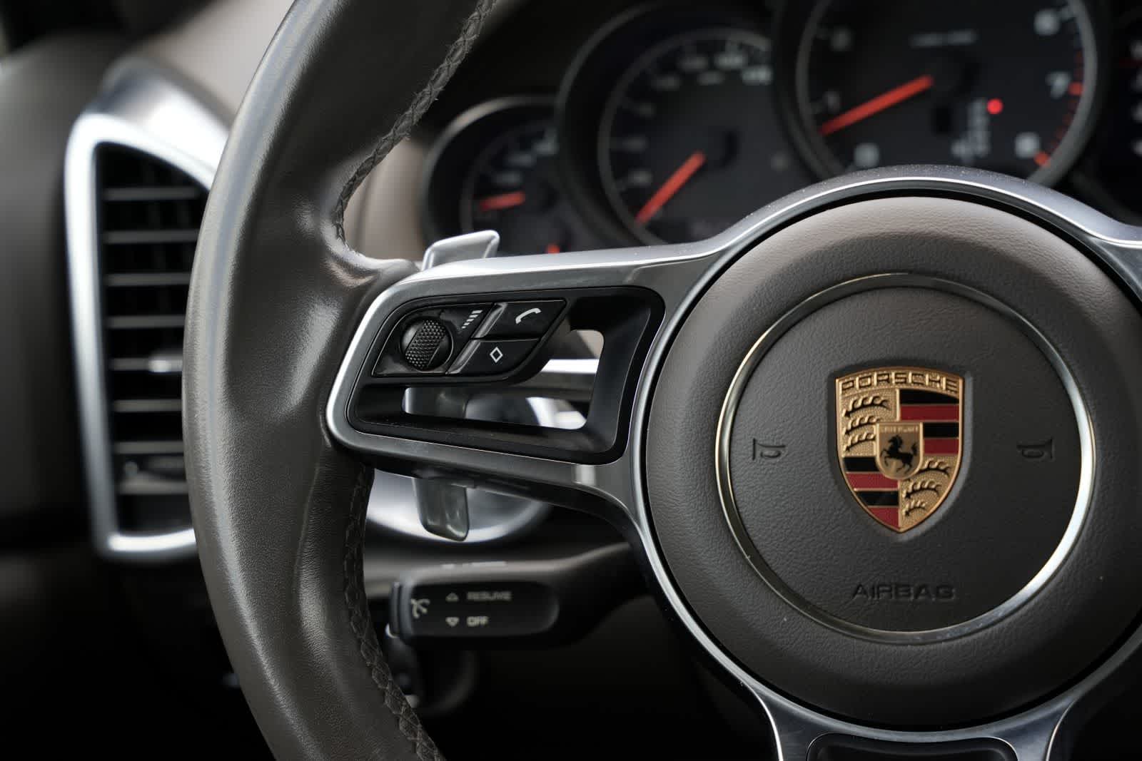 Thumbnail: 2017 Porsche Cayenne - 10