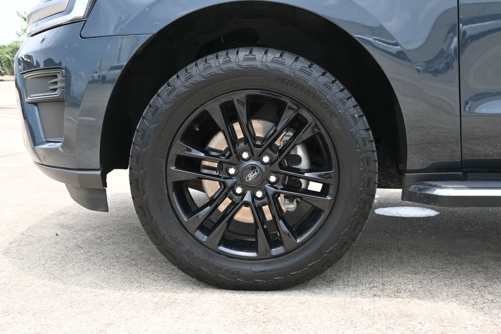 Thumbnail: 2022 Ford Expedition - 25
