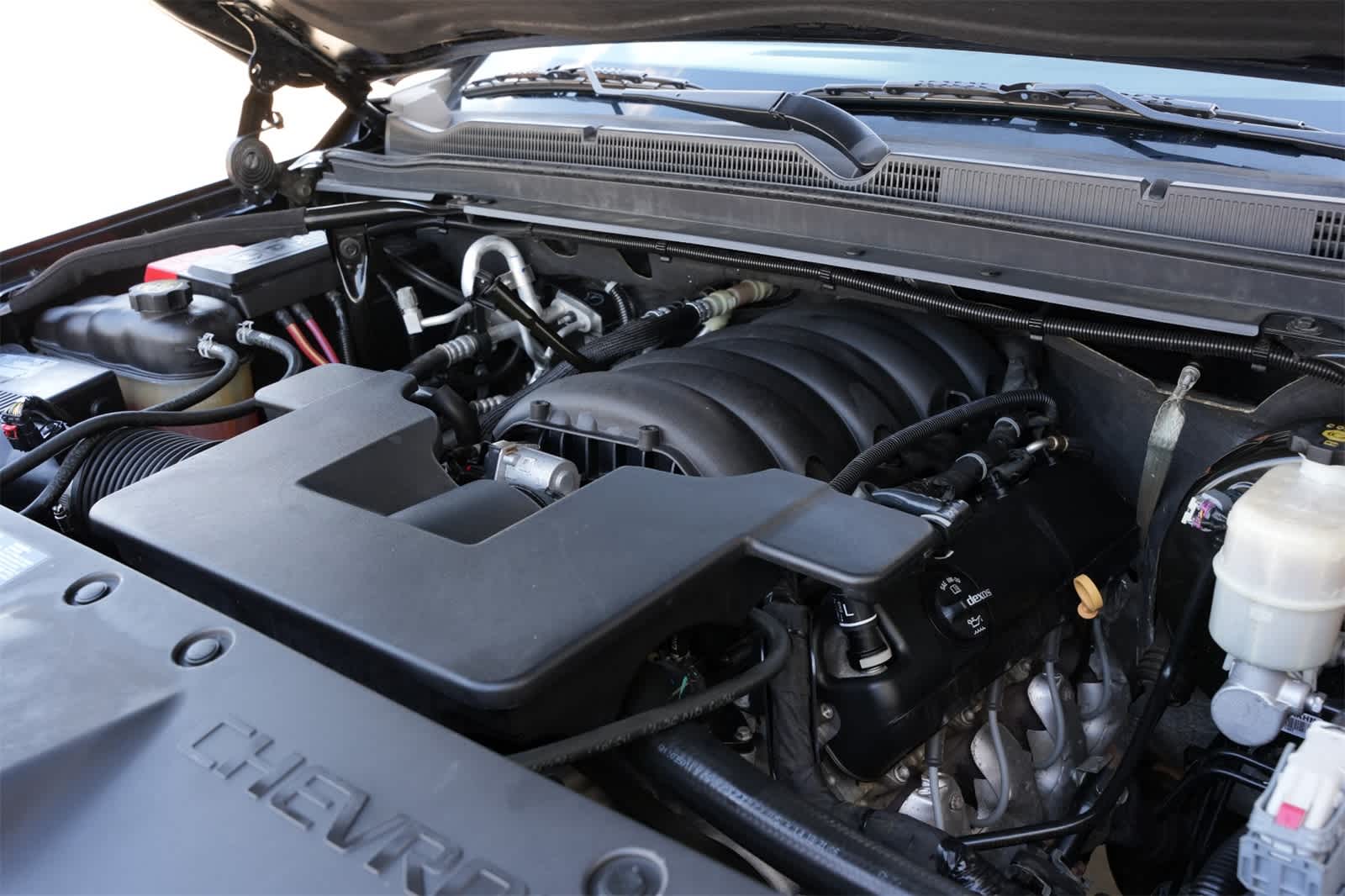 Thumbnail: 2019 Chevrolet Suburban - 25