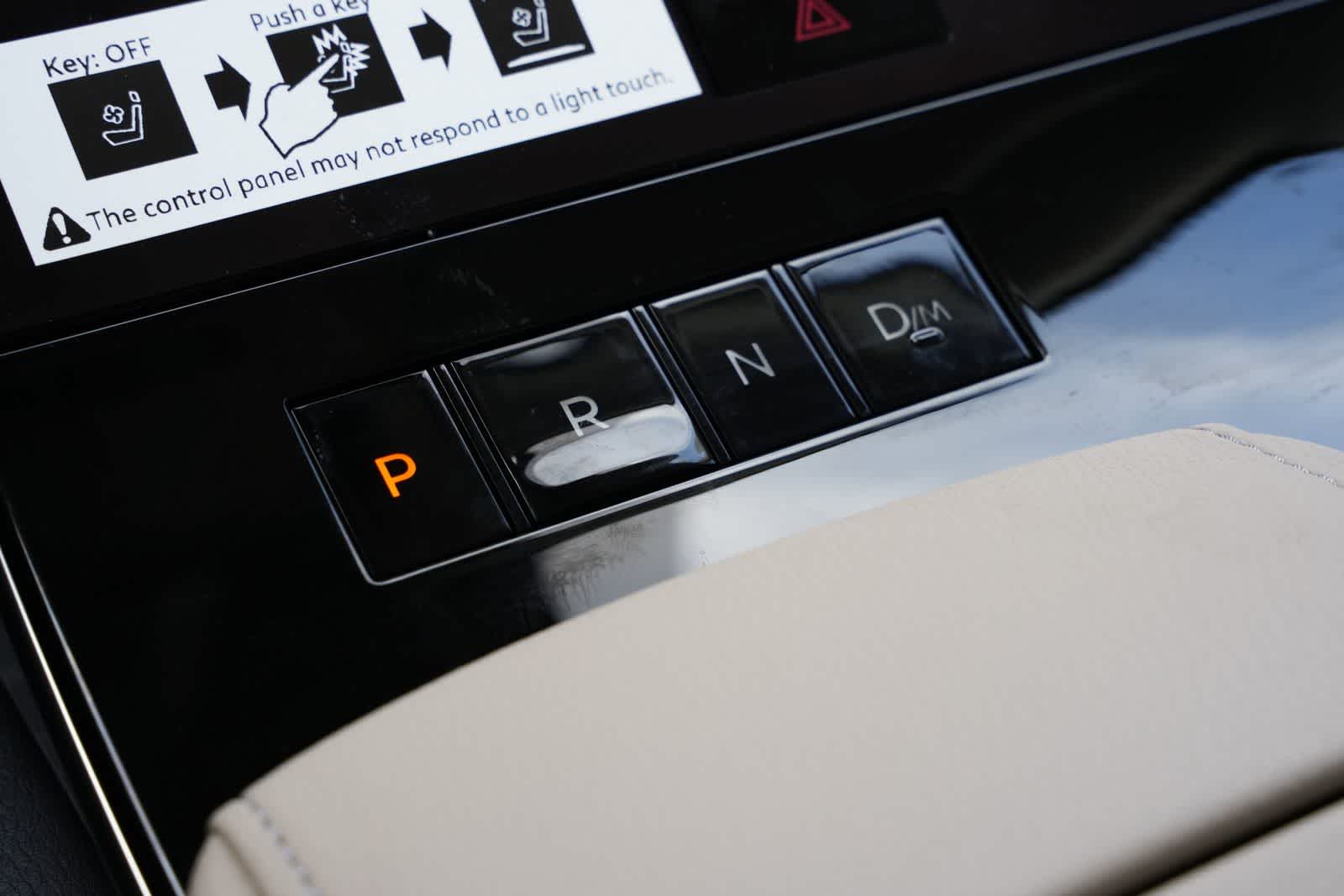 Thumbnail: 2026 INFINITI QX80 - 15