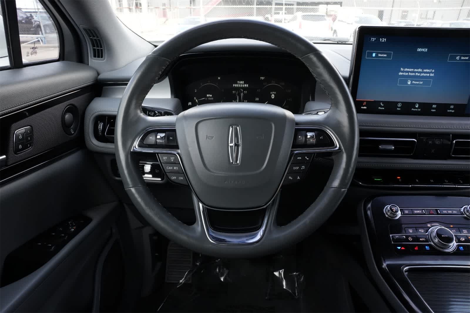 Thumbnail: 2022 Lincoln Nautilus - 9