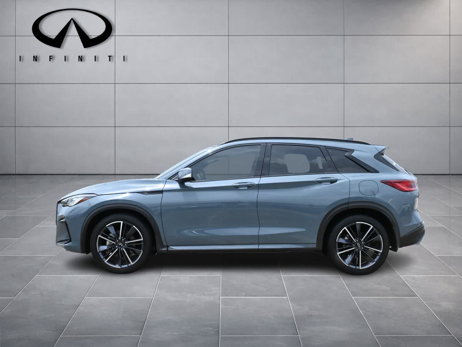 Thumbnail: 2025 INFINITI QX50 - 4