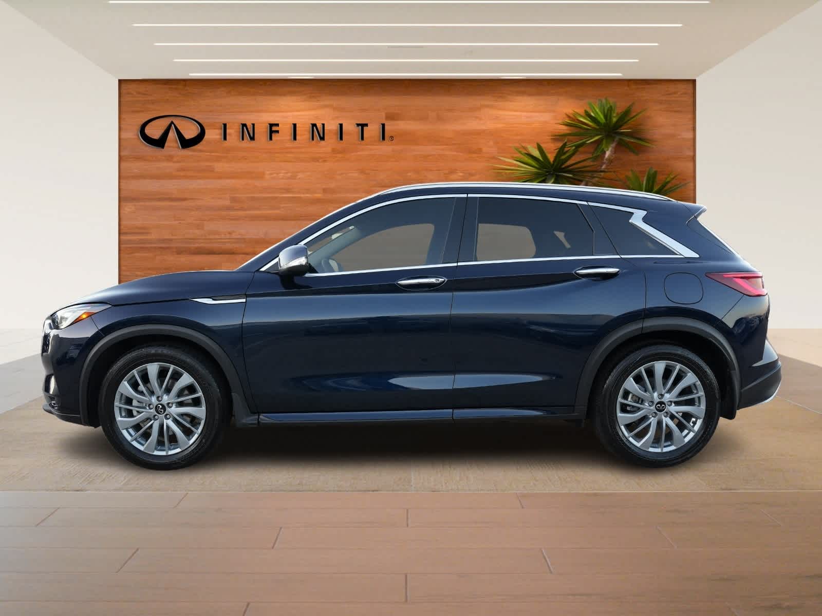 Thumbnail: 2025 INFINITI QX50 - 4