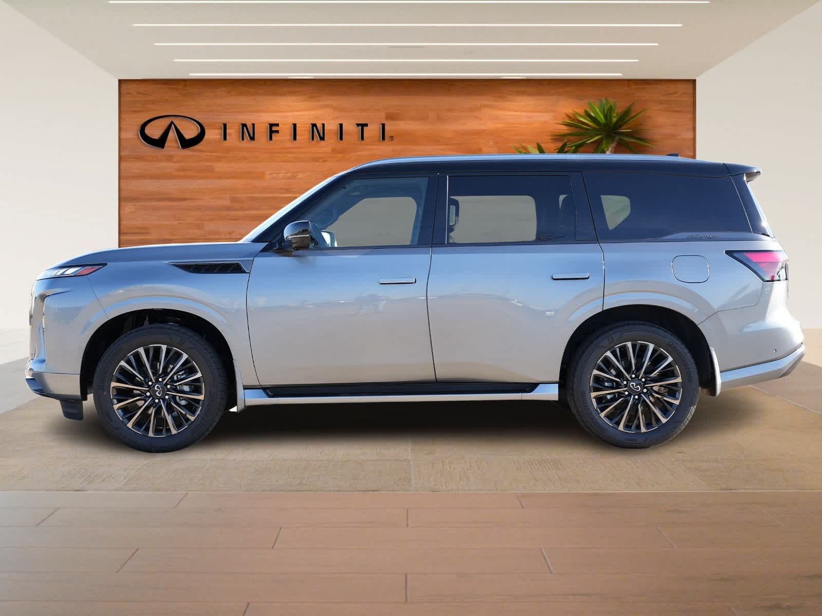 Thumbnail: 2026 INFINITI QX80 - 4