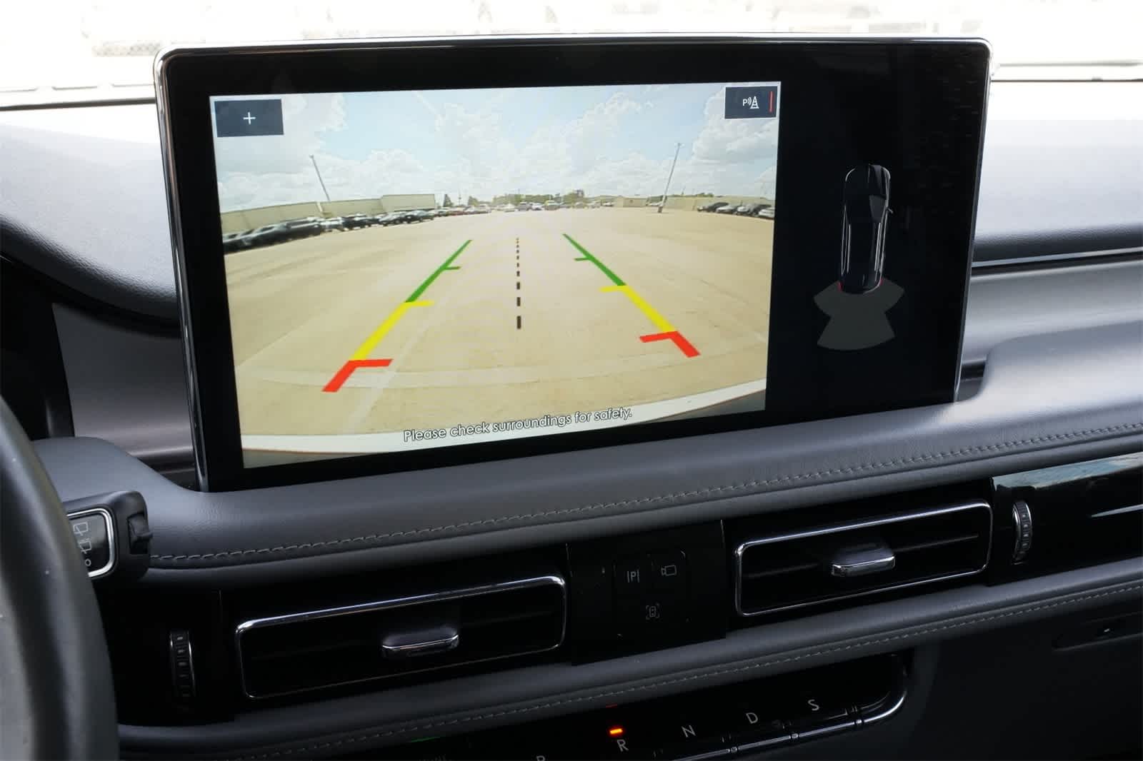 Thumbnail: 2022 Lincoln Nautilus - 14