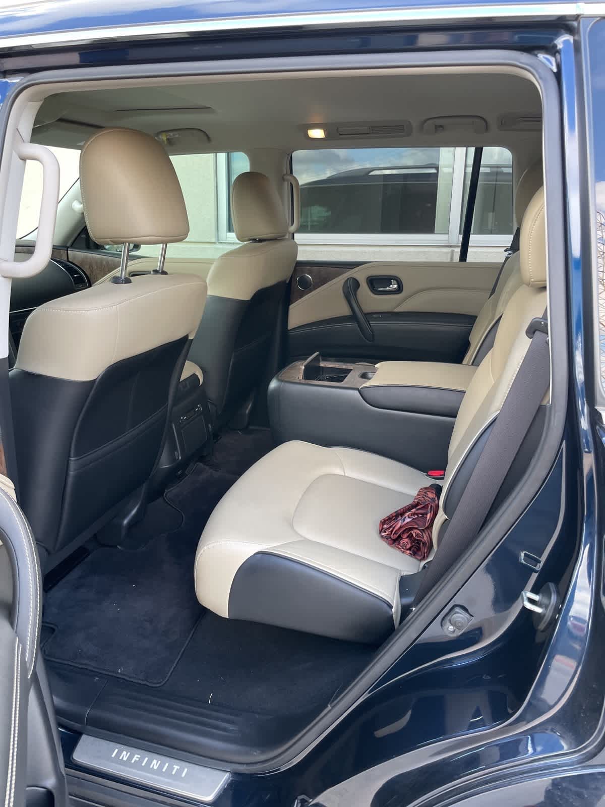 Thumbnail: 2021 INFINITI QX80 - 1