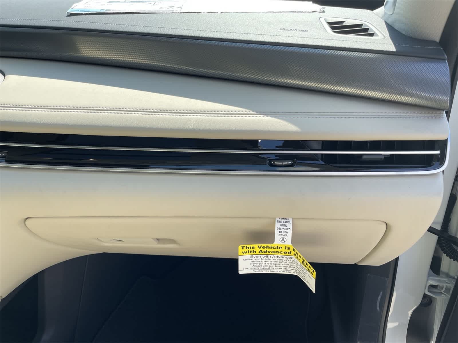 Thumbnail: 2025 INFINITI QX60 - 24